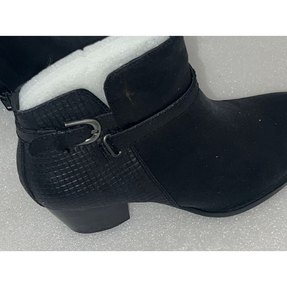 Baretraps Rylen Blk Textured Ankle Booties Boot  Zipper Chunky Heel size 6 1/2 M - Picture 4 of 8